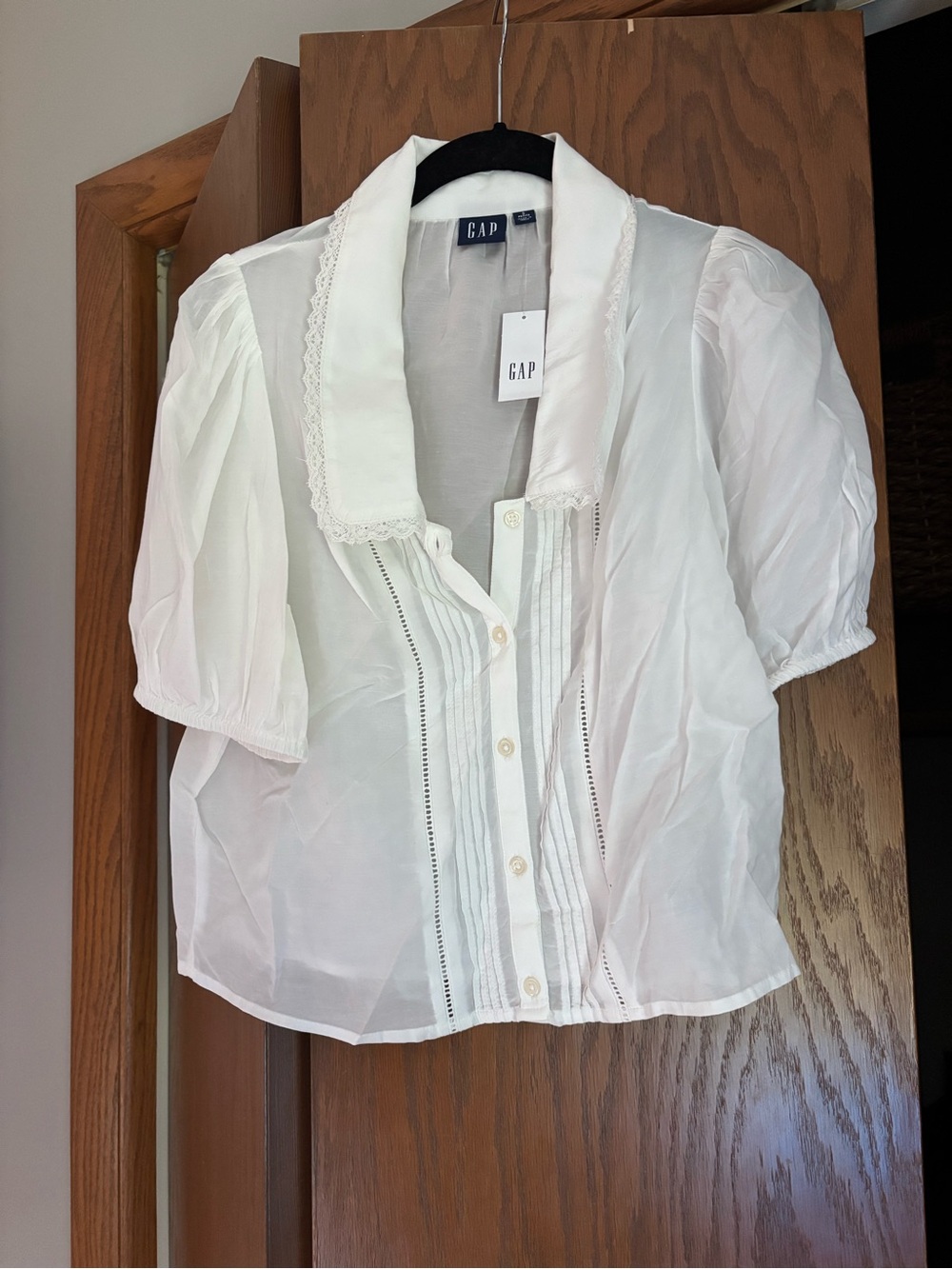 GAP White Lace-Trim Button Front Blouse